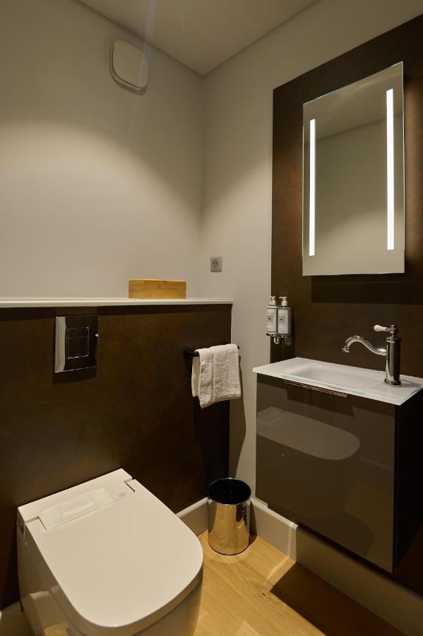 Appartement Montagnon - Les Suites Du Palais - Classe 4 Etoiles, Parking Prive, Vue Cathedrale, 3 Chambres, Primo C0Nciergerie 讷韦尔 外观 照片