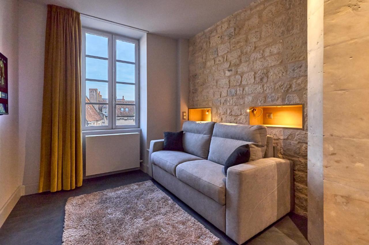 Appartement Montagnon - Les Suites Du Palais - Classe 4 Etoiles, Parking Prive, Vue Cathedrale, 3 Chambres, Primo C0Nciergerie 讷韦尔 外观 照片