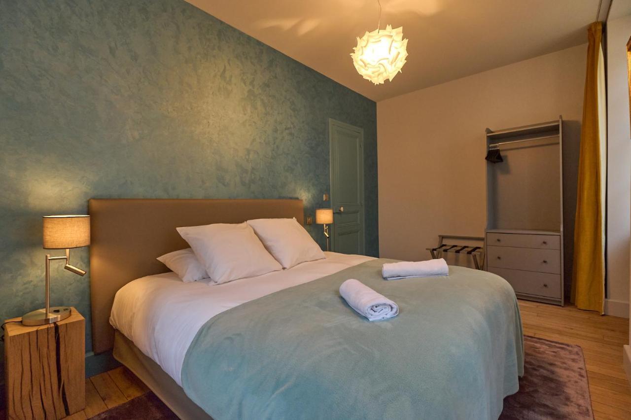 Appartement Montagnon - Les Suites Du Palais - Classe 4 Etoiles, Parking Prive, Vue Cathedrale, 3 Chambres, Primo C0Nciergerie 讷韦尔 外观 照片