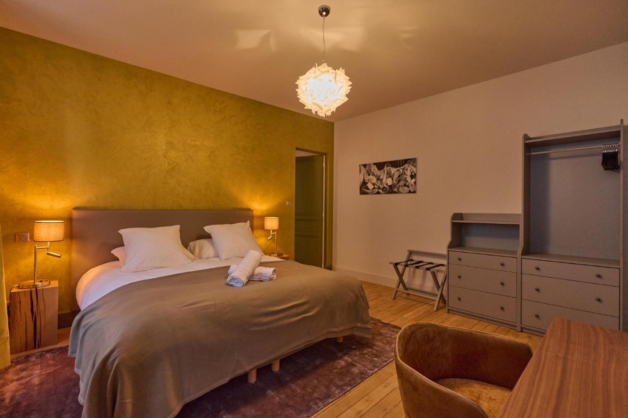 Appartement Montagnon - Les Suites Du Palais - Classe 4 Etoiles, Parking Prive, Vue Cathedrale, 3 Chambres, Primo C0Nciergerie 讷韦尔 外观 照片