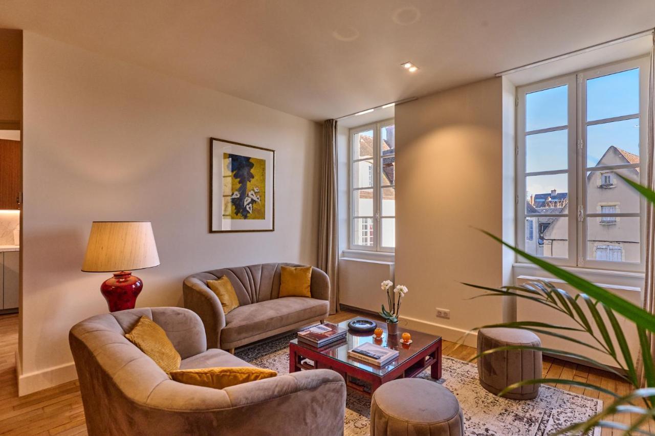 Appartement Montagnon - Les Suites Du Palais - Classe 4 Etoiles, Parking Prive, Vue Cathedrale, 3 Chambres, Primo C0Nciergerie 讷韦尔 外观 照片