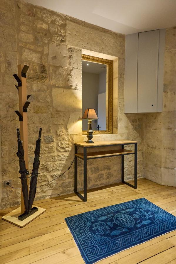 Appartement Montagnon - Les Suites Du Palais - Classe 4 Etoiles, Parking Prive, Vue Cathedrale, 3 Chambres, Primo C0Nciergerie 讷韦尔 外观 照片