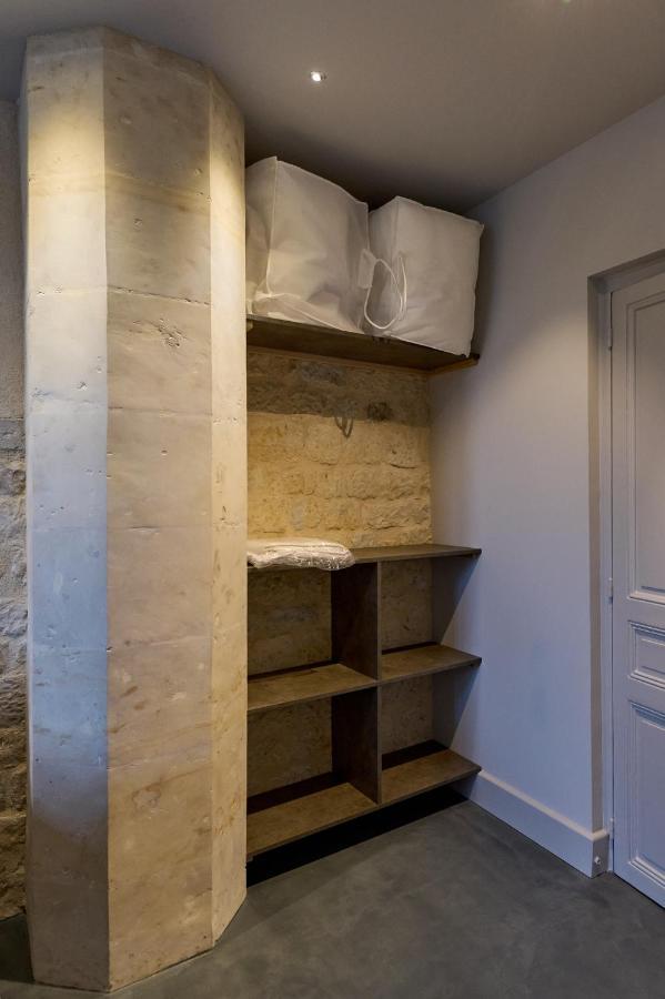Appartement Montagnon - Les Suites Du Palais - Classe 4 Etoiles, Parking Prive, Vue Cathedrale, 3 Chambres, Primo C0Nciergerie 讷韦尔 外观 照片